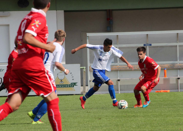 Spiel in Parndorf-BAjeel-Saleh-SV Eltendorf