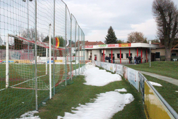 Spiel in Pinkafeld-Aprilwinter-SV Eltendorf