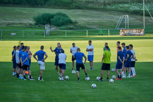 Trainingsauftakt Sommer 2020-owz29david-fussball-2klasseC-Eltendorf-Auftakt-team-SV Eltendorf