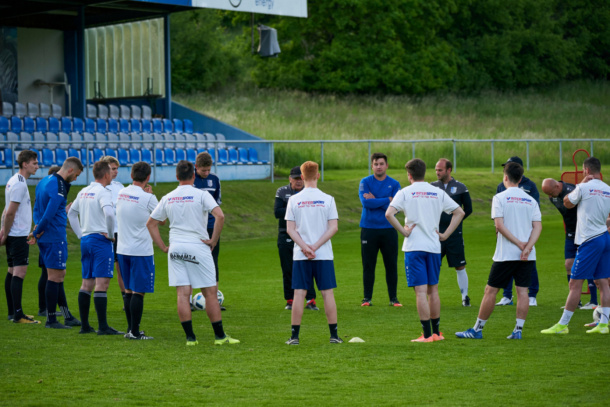 Trainingsbeginn Sommer 2021-owz21david-sport-eltendorf-trainingsauftakt-SV Eltendorf